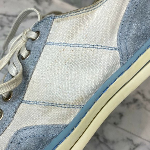 CHANEL 08C Suede Logo CC Low-Top Sneakers - Picture 12 of 12